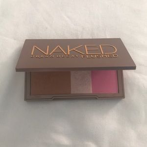 Urban Decay Naked Flushed